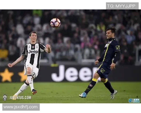 佩特勒洛与天主大学的激烈对决揭示足球战术与团队精神的完美结合